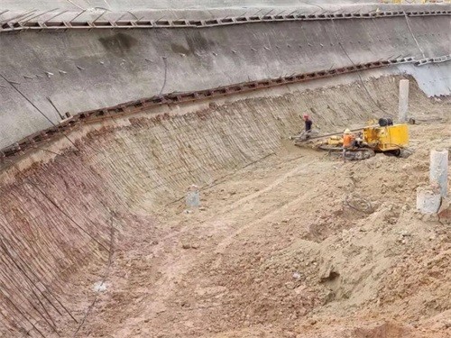 江汉基坑边坡加固